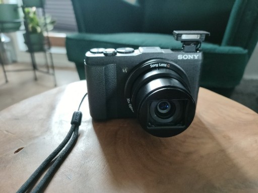 Zdjęcie oferty: Aparat Sony DSC-HX60V