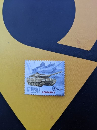 Zdjęcie oferty: Ukraina znaczek Broń Zwycięstwa. Leopard 2 