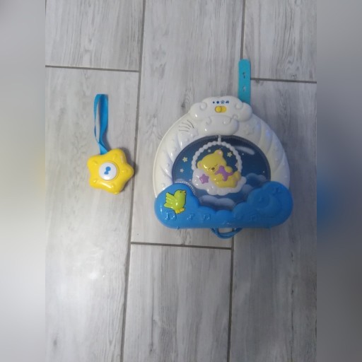 Zdjęcie oferty: Projektor z pilotem smily play