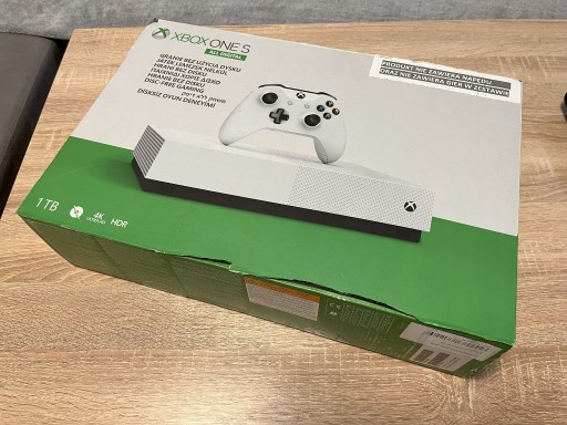 Zdjęcie oferty: Xbox One S All Digital 1TB + Pad