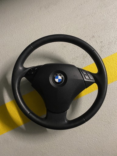 Zdjęcie oferty: Kierownicą BMW e60 po lift