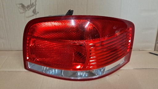 Zdjęcie oferty: AUDI A3 8P 03-08 LAMPA PRAWA TYLNA TYŁ 3D 