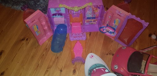 Zdjęcie oferty: Barbie domek, motorówka, auto, koniki