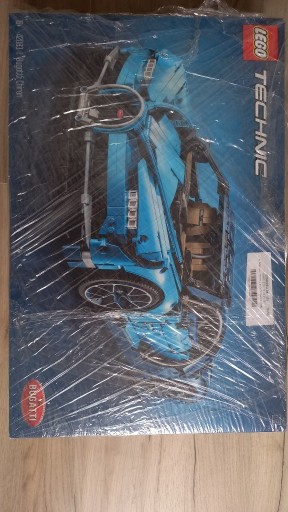 Zdjęcie oferty: LEGO Technic Bugatti Chiron 42083