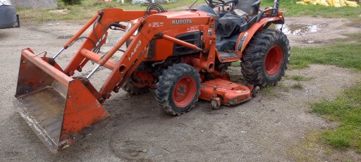 Zdjęcie oferty: Traktorek ciągnik ogrodniczy Kubota B2630