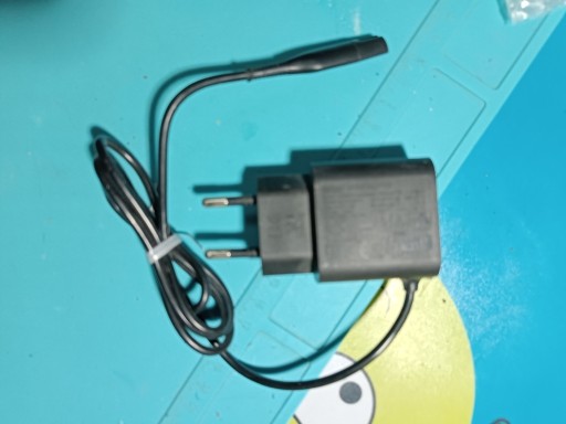 Zdjęcie oferty: ŁADOWARKA DO GOLARKI TRYMER BRAUN SERIES 1 3 5 7 8 9 MGK BT- ORYGINAŁ