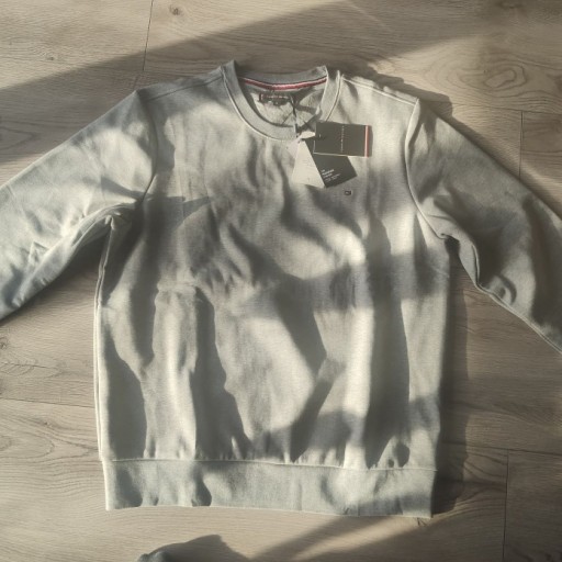 Zdjęcie oferty: Bluza Tommy Hilfiger szara r. XL dowód zakupu