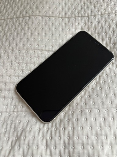 Zdjęcie oferty: Sprzedam biały iPhone 11, 64GB