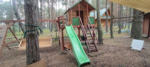 Zdjęcie oferty: domek dla dzieci ze zjezdzalnią i  piaskow_negocj.