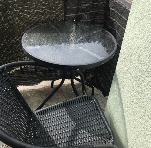 Zdjęcie oferty: Stolik szklany i dwa krzesła ogrodowe taras jysk
