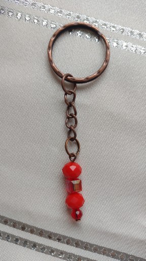 Zdjęcie oferty: Breloczek minimalistyczny - do kluczy lub torebki, plecaka