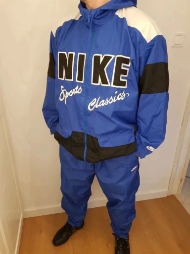 Zdjęcie oferty: Kurtka Nike Orginal /komplet/