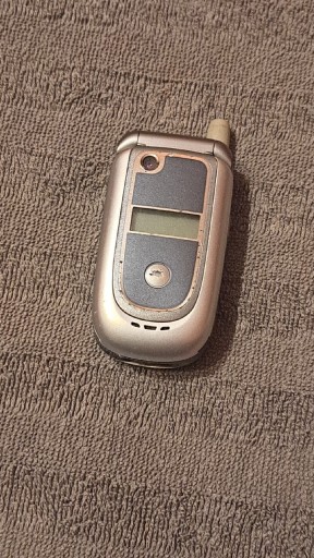 Zdjęcie oferty: MOTOROLA V235 UNIKAT