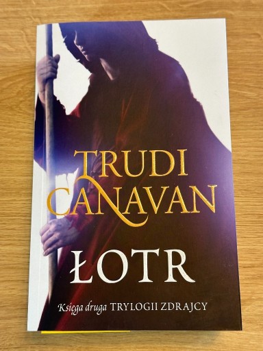 Zdjęcie oferty: Łotr - Canavan - Trylogia Zdrajcy