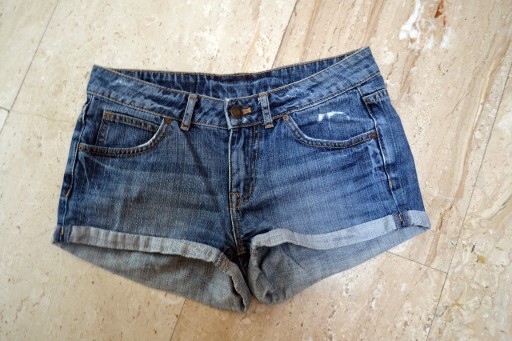 Zdjęcie oferty: Spodenki krótkie jeans H&M DIVIDED rozmiar 36