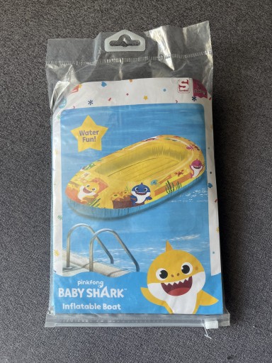 Zdjęcie oferty: Ponton łódka materac do pływania baby shark