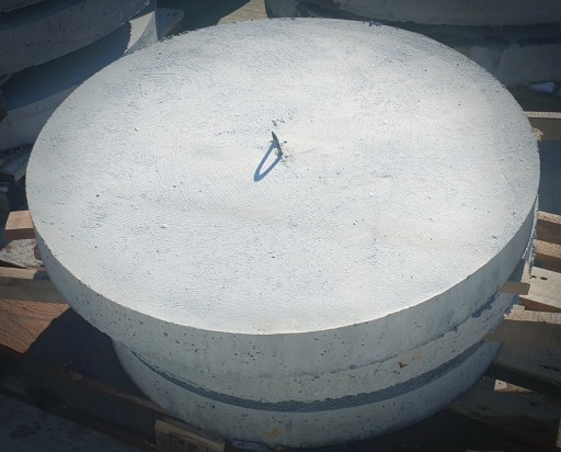Zdjęcie oferty: Pokrywa betonowa, zamiast włazu żeliwnego zbrojona