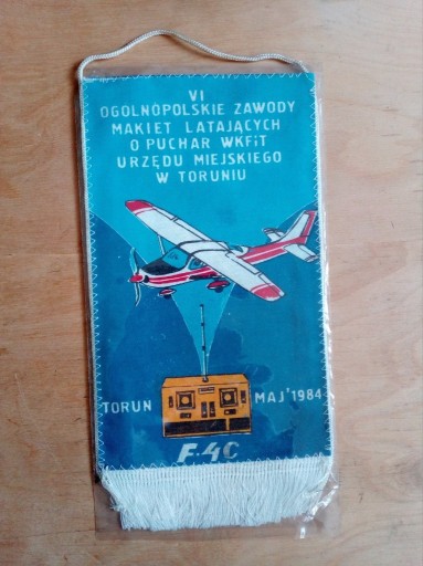 Zdjęcie oferty: Proporczyk zawody makiet latających Toruń '84 