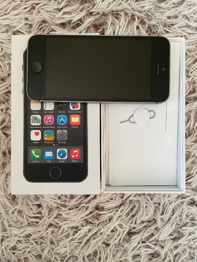 Zdjęcie oferty:  Apple iPhone 5s szary 32 GB jak nowy.