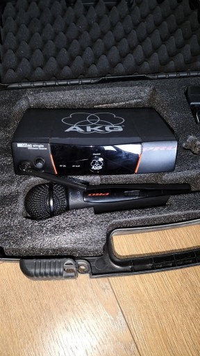 Zdjęcie oferty: MIKROFON BEZPRZEWODOWY AKG WMS 40