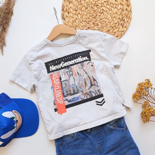 Zdjęcie oferty: Bluzka krótki rękaw 110 Reserved z nadrukiem tshirt koszulka biała bawełnia