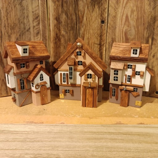Zdjęcie oferty: Domki drewniane na półkę hand made prezent 