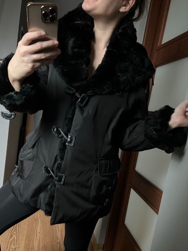 Zdjęcie oferty: Czarna kurtka Alexandra naturalne obszycie L/XL
