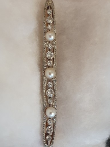Zdjęcie oferty: Złota broszka z perłami i brylantami