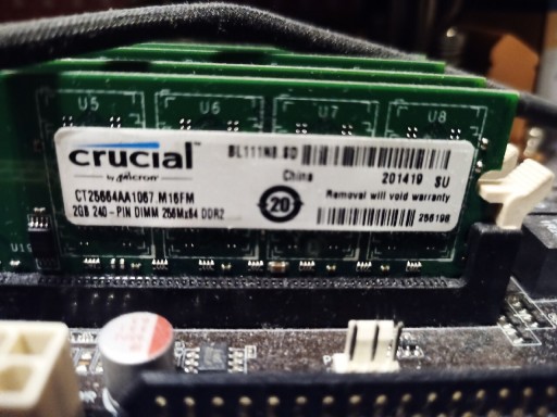 Zdjęcie oferty: Crucial PC2-8500 1066 MHz [CL7] DDR2 4x2GB [8GB]