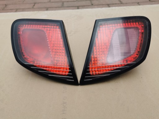 Zdjęcie oferty: Lampy tylne Nissan Primera p11