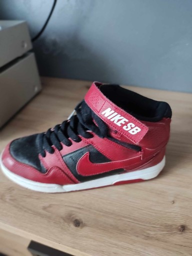 Zdjęcie oferty: Sprzedam buty Nike chłopięce