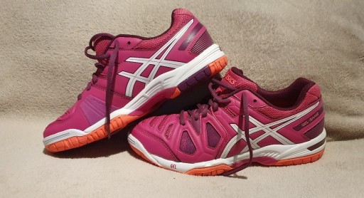 Zdjęcie oferty: Damskie buty sportowe Asics