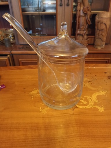 Zdjęcie oferty: Kryształowa waza, z pokrywką i chochelką - PRL