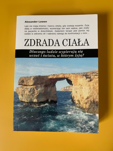 Zdjęcie oferty: ZDRADA CIAŁA- Alexander Lowen, Książka