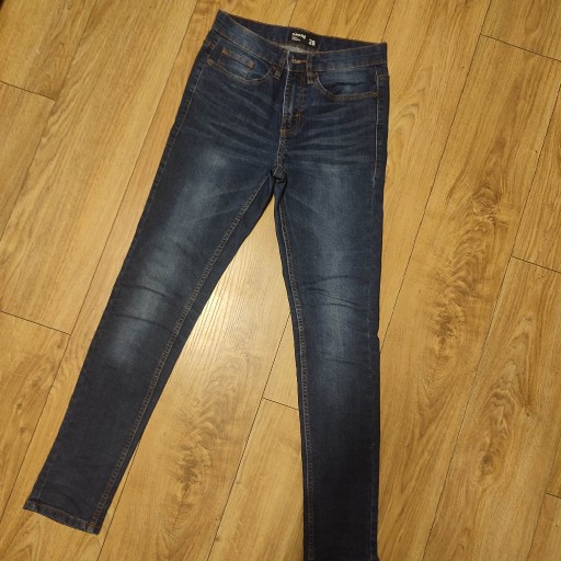 Zdjęcie oferty: spodnie jeansowe rozm.28 sinsay