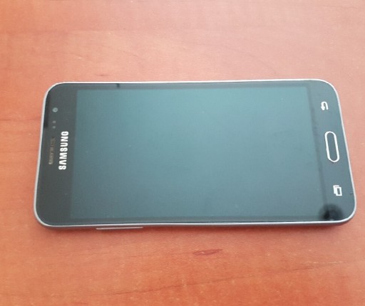 Zdjęcie oferty: Telefon Samsung J3