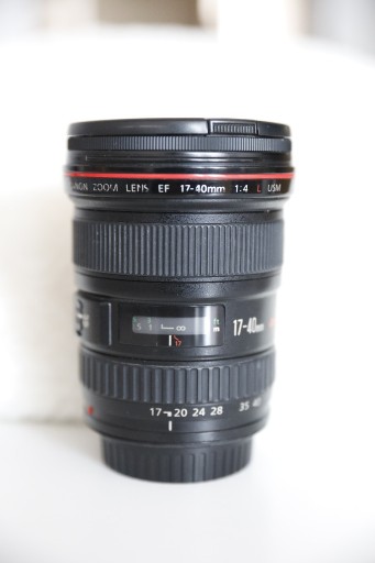 Zdjęcie oferty: Canon EF 17-40mm f/4.0 L USM + osłona i UV