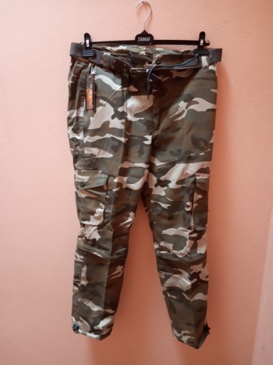 Zdjęcie oferty: Spodnie bojówki moro US Army męskie rozmiar L