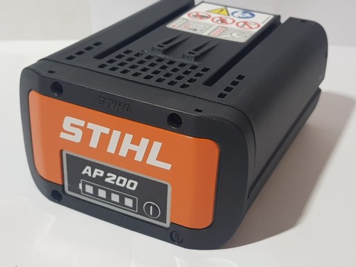 Zdjęcie oferty: STIHL AP 200 PRO bateria akumulator kosa pila 4ah