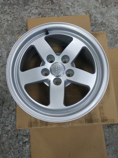 Zdjęcie oferty: Felgi 16'' Audi 