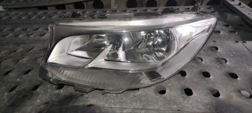 Zdjęcie oferty: MERCEDES SPRINTER W907 LAMPA PRZEDNIA A9109060000