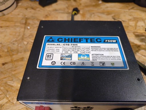 Zdjęcie oferty: Zasilacz Chieftec CTG -750C