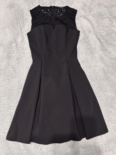 Zdjęcie oferty: Sukienka czarna koronkowa
