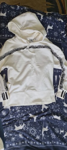 Zdjęcie oferty: Bluza damska adidas biała oversize jak nowa