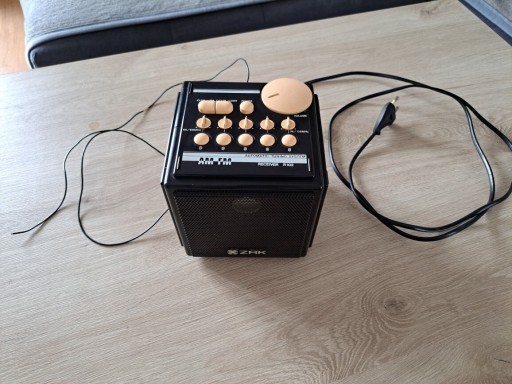 Zdjęcie oferty: Stare Radio ZRK R102 tzw Kostka z czasów PRL-u Kasprzak Unitra AM FM