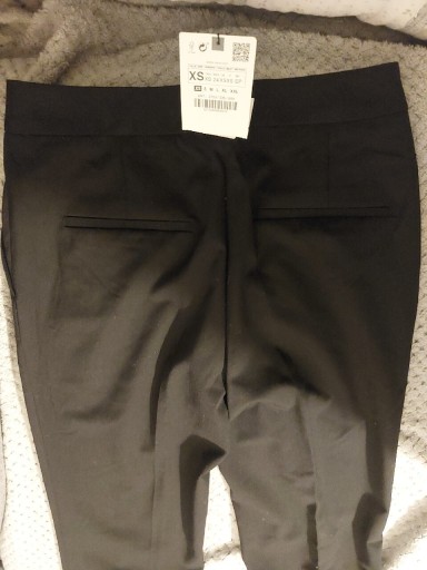 Zdjęcie oferty: Spodnie damskie ZARA czarne XS