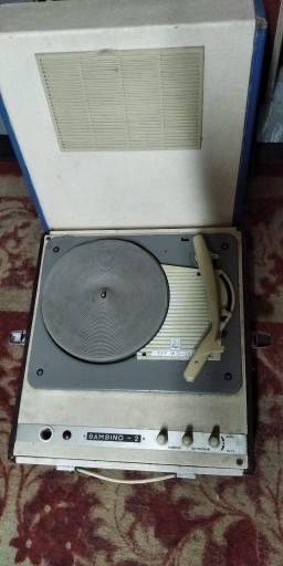 Zdjęcie oferty: Gramofony z okresu P.R.L. lata 60 te.