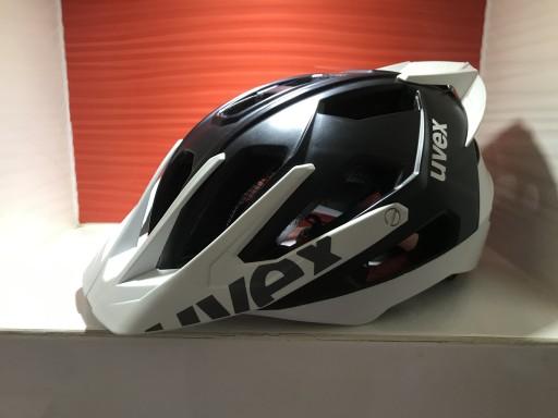 Zdjęcie oferty: Uvex Quatro Pro 56-61 cm kask rowerowy