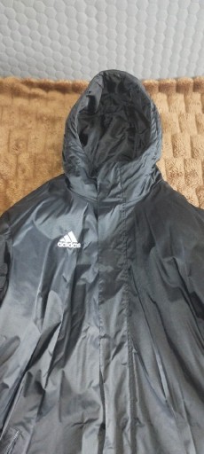 Zdjęcie oferty: Kurtka z kapturem parka firmy adidas