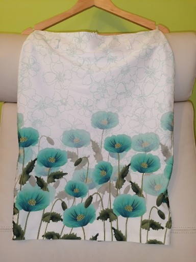 Zdjęcie oferty: Spódnica w kwiaty rozmiar 38